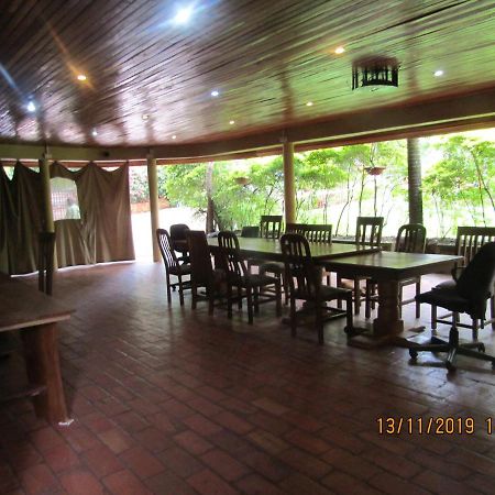 Hospitality Connect Bed & Breakfast Кампала Екстериор снимка
